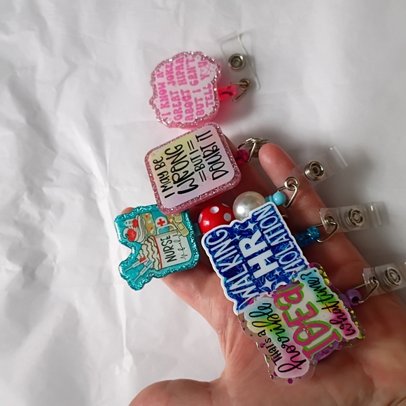 Nurse Badge Reels, 5 Piece Bundle, Retractable Pull - Picture 6 of 10